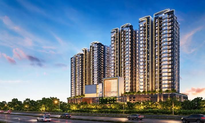 Schools, hospitals and malls near L&T Malad
